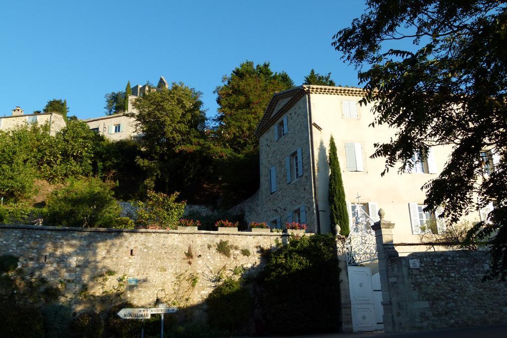 Le Seminaire Bed & Breakfast Roussas Eksteriør bilde