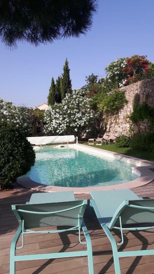 Le Seminaire Bed & Breakfast Roussas Eksteriør bilde
